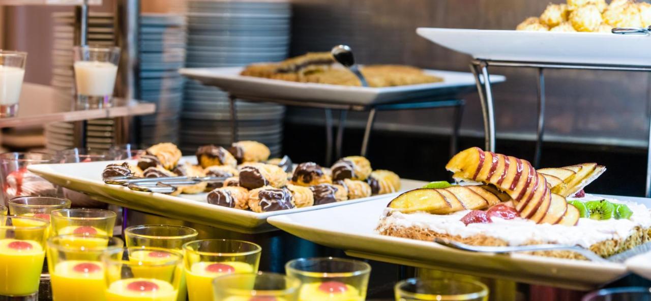 Pickalbatros Golf Beach Resort Sharm el-Sheikh Exterior photo A dessert buffet