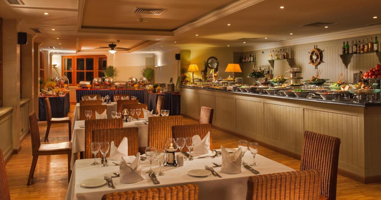 Pickalbatros Golf Beach Resort Sharm el-Sheikh Exterior photo The restaurant at the hotel