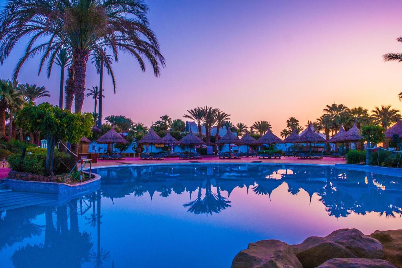 Pickalbatros Golf Beach Resort Sharm el-Sheikh Exterior photo Sunset at Iberostar Grand Hotel Melia, Egypt